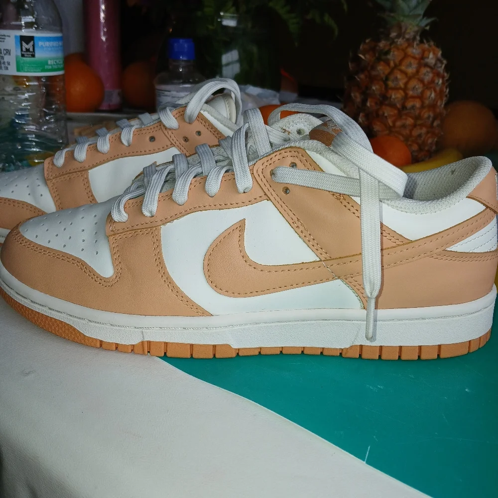 Shoes - Picture 2 of 8